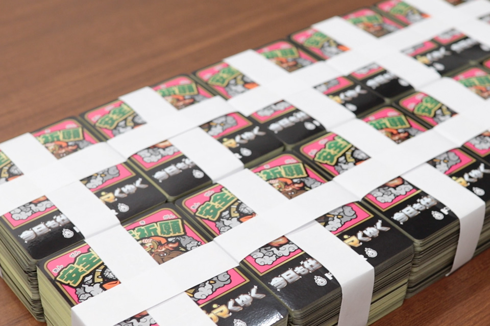 ステッカーが会社に納品されました