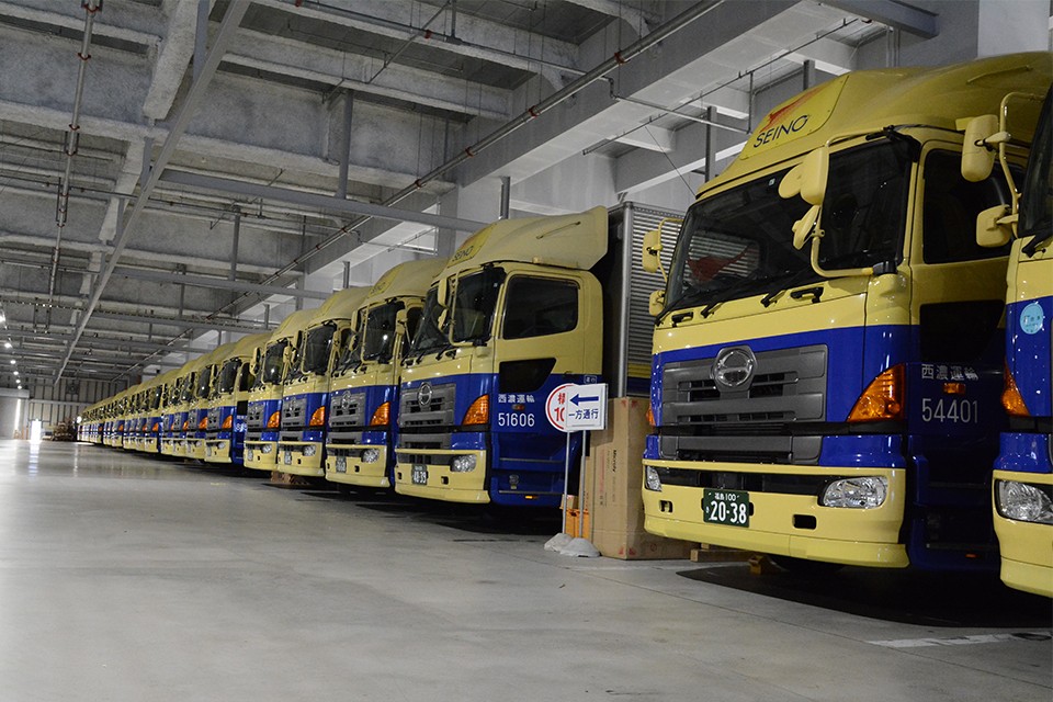 ドライバー専門 足立東支店|ドラEVER