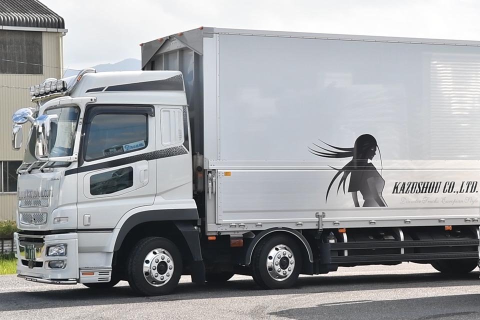 株式会社カズショウ 滋賀営業所 大型トラックドライバーの求人 ドラever
