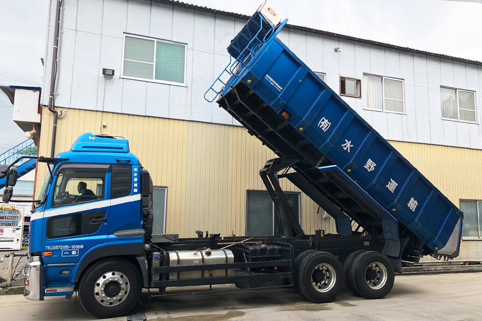 タンクパレット 引き取り続ける 配送は相談お願いします