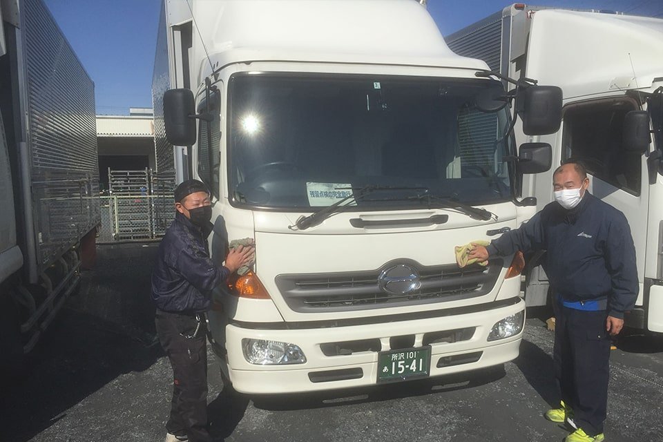 安房運輸株式会社 埼玉営業所 中型トラックドライバー 大型トラックドライバーの求人 ドラever