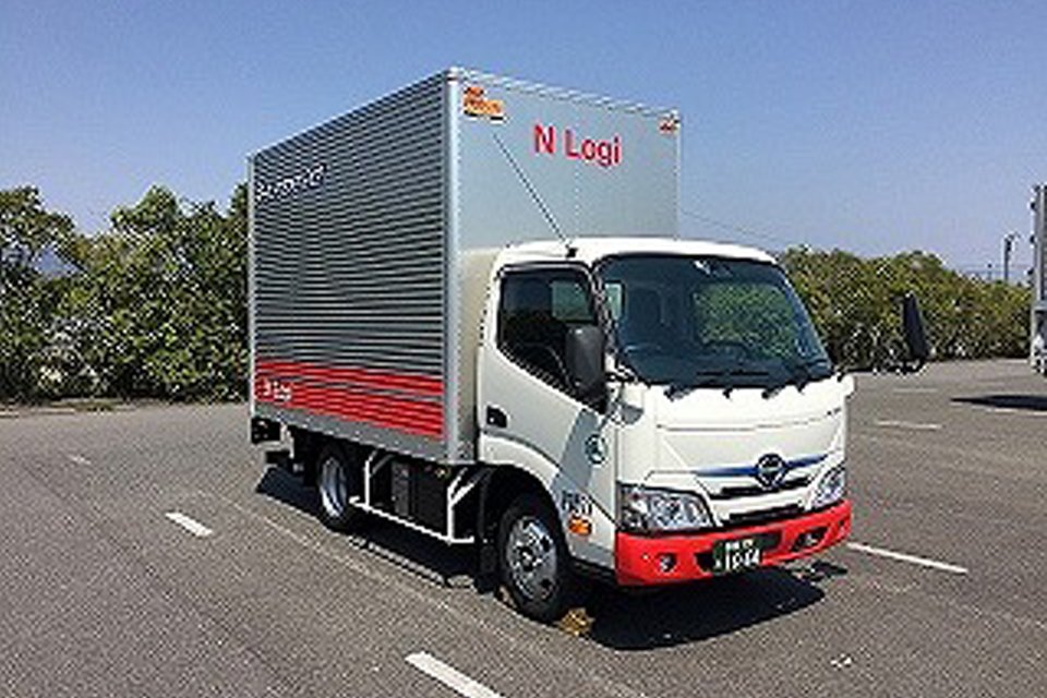 ドライバー専門 日本梱包運輸倉庫株式会社ドラEVER