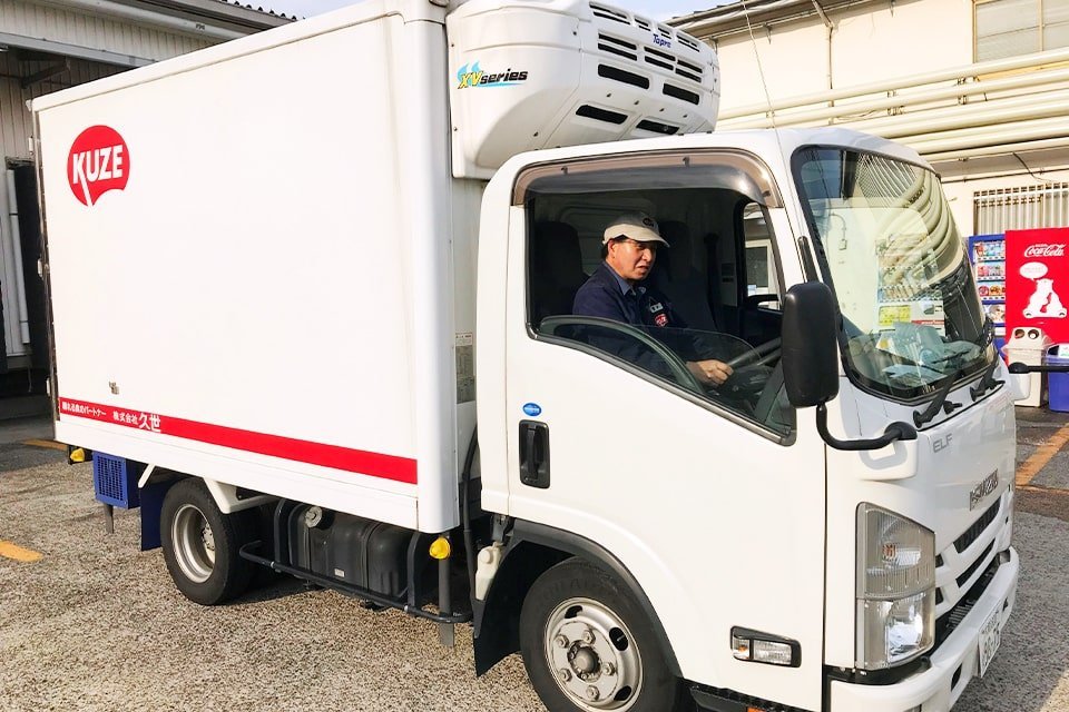 株式会社久世 横浜dc 中型トラックドライバー 自社企業ドライバー ルート回収ドライバーの求人 ドラever