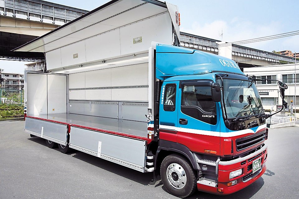 小倉運輸有限会社 千葉営業所 大型トラックドライバー トレーラー 牽引 の求人 ドラever