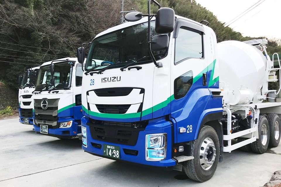 飯盛運輸株式会社 横浜営業所 大型トラックドライバーの求人 ドラever