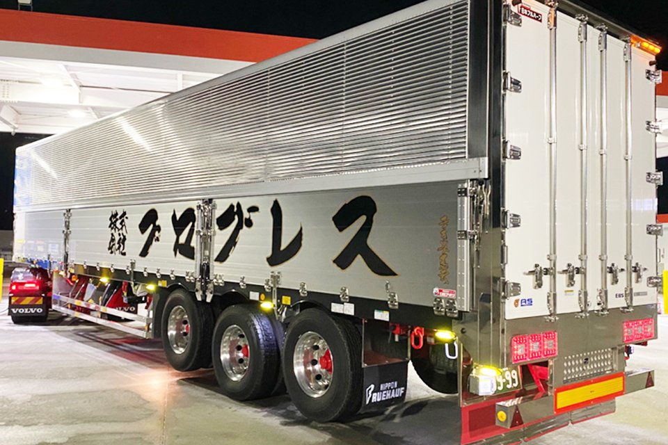 鹿児島発☆4tトラックコンテナ（アルミバン）倉庫代わりに！！