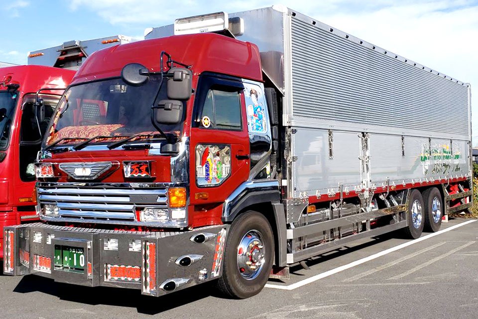 有限会社伊藤物産 国立営業所 中型トラックドライバー 大型トラックドライバーの求人 ドラever